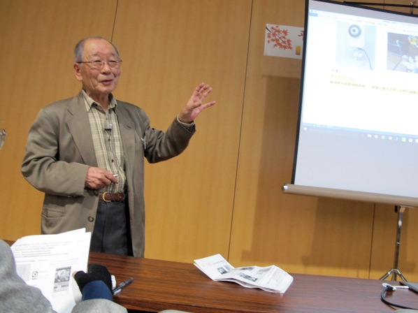 「見守りリモートカメラ」の講義　星川さん